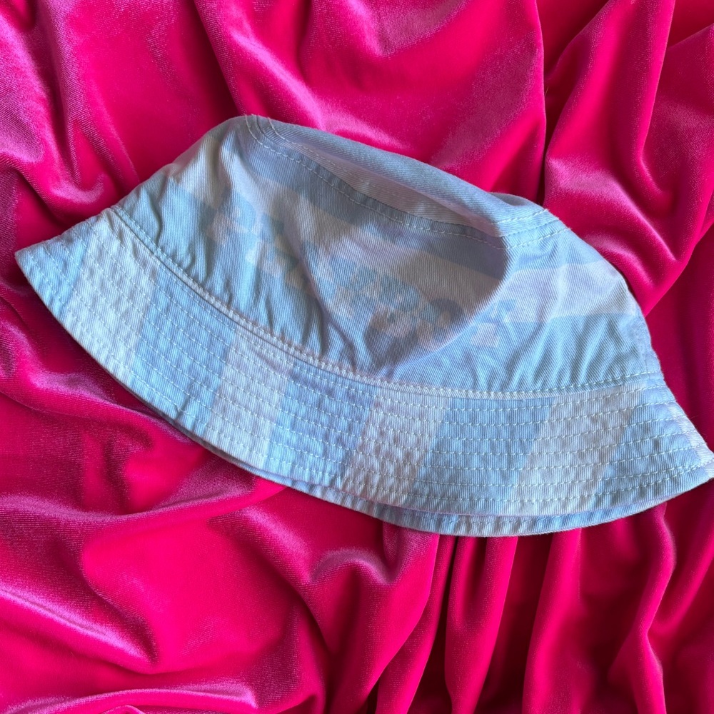 Playboy | NWT | beachy striped canvas bucket hat